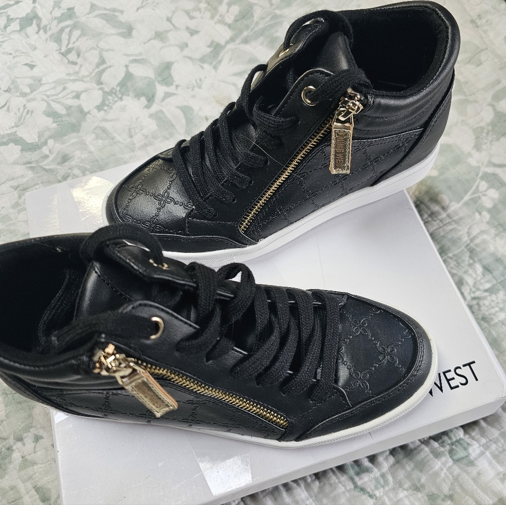 Nine west wedge faux leather sneaker